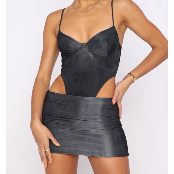 White Fox boutique Best Wishes Mini Skirt Charcoal Sketch NWT XS - Picture 8 of 8